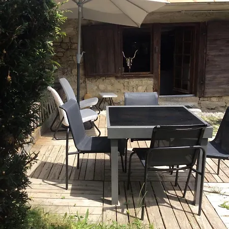 Tavaillons 3 *